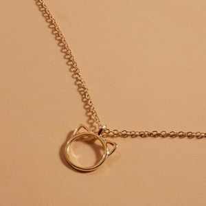(On hold for a buyer ) Cat lperfection necklace